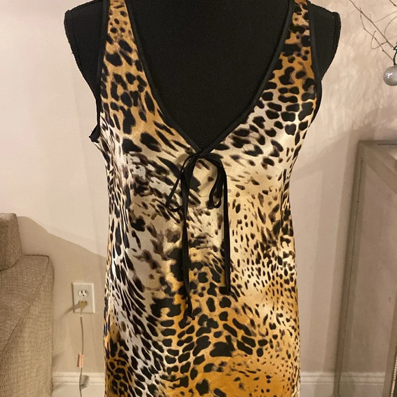 Diamond tea leopard print dress size small - Picture 2 of 5